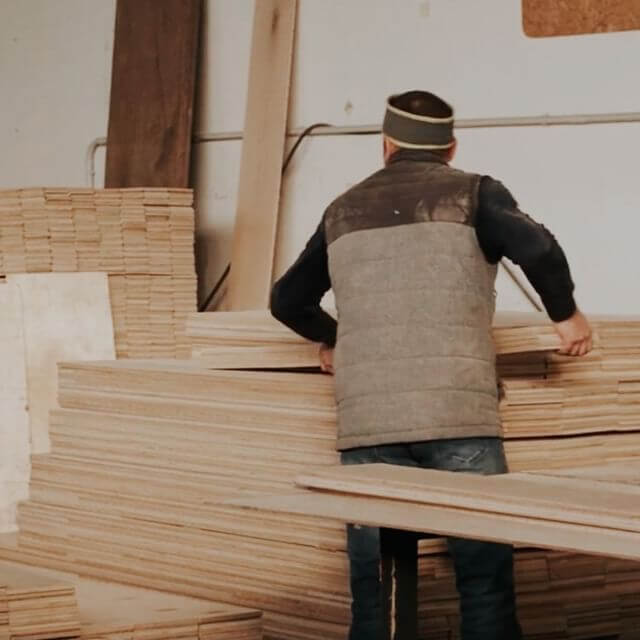 Produzione Pavimenti in Fabbrica